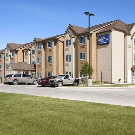Microtel Inn & Suites Pleasanton Exteriör bild